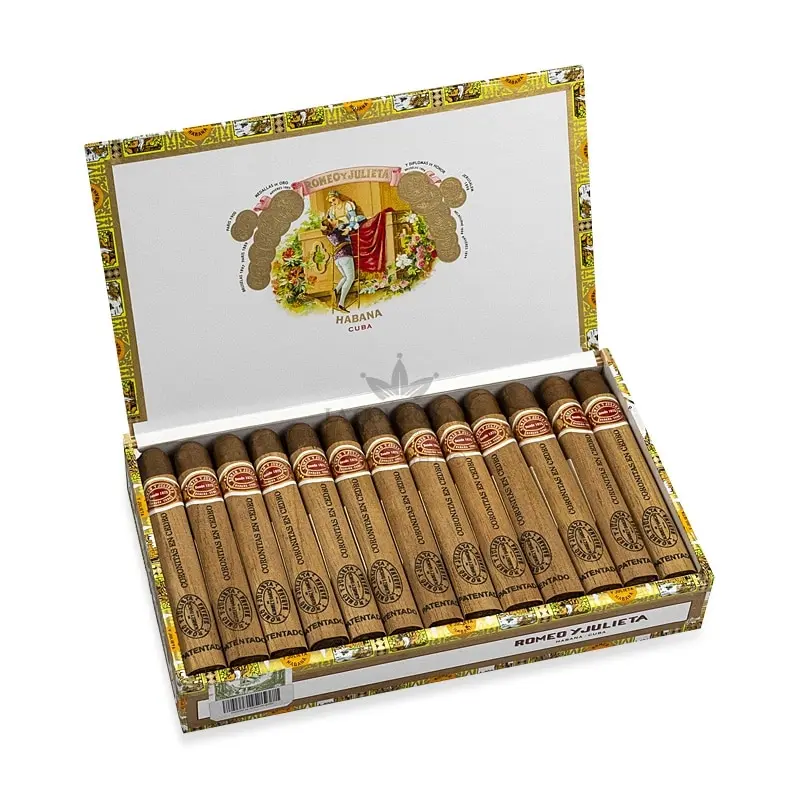 Romeo Y Julieta Coronitas en Cedros (25)