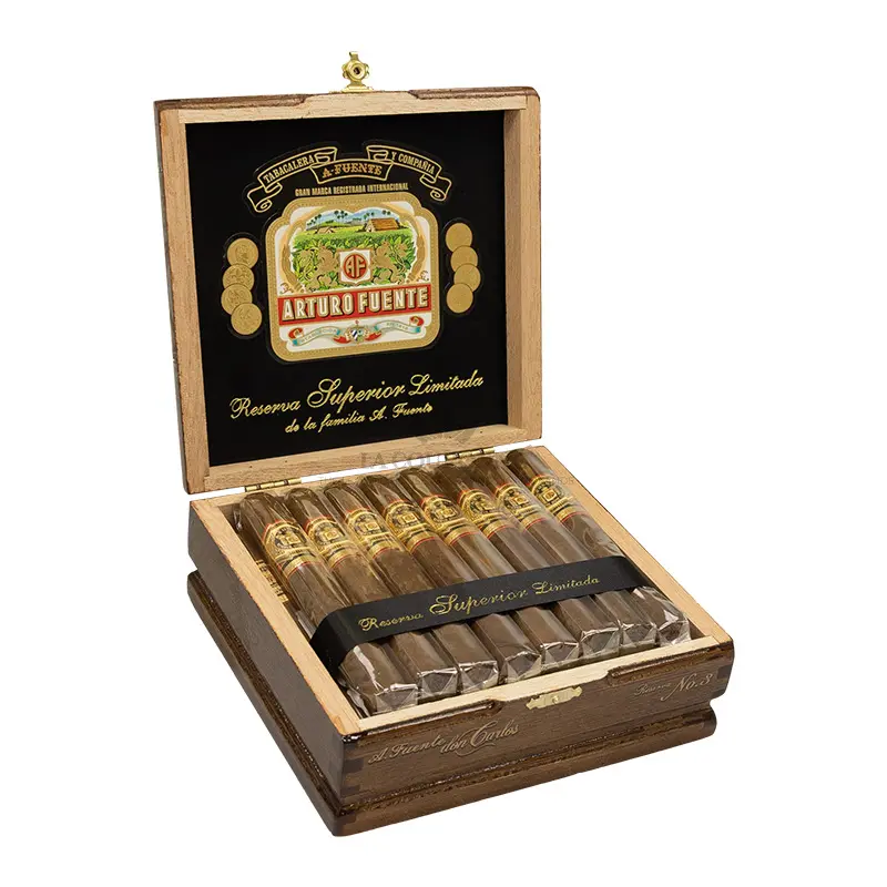 Arturo Fuente Don Carlos Belicoso (25)