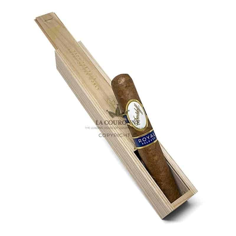 Davidoff Royal Release Robusto + Boîte en bois