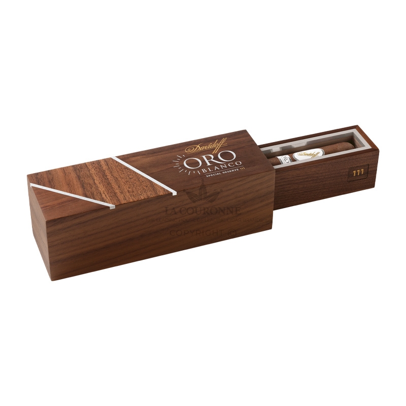 Davidoff Oro Blanco Special Reserve 111 Years (1)