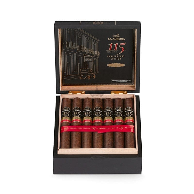 La Aurora 115 Anniversary Toro (20)