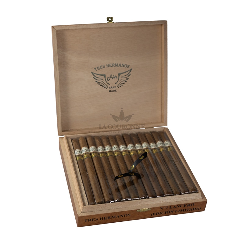 Tres Hermanos No. 7 Lancero (25)