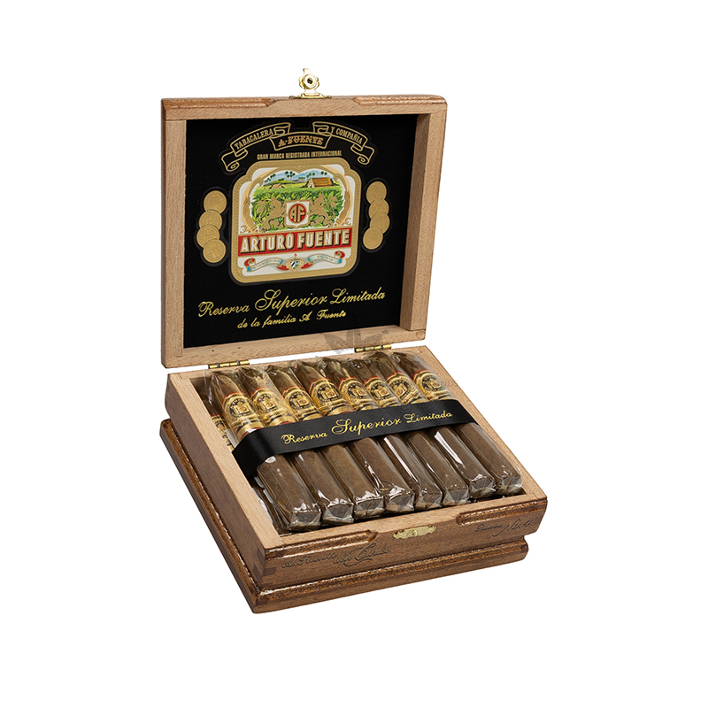 Arturo Fuente Don Carlos No. 4 (25)