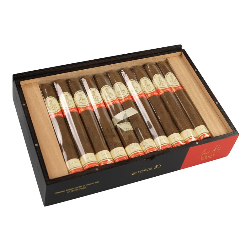 Flor de Selva Colección Aniversario No. 20 Toro (20)