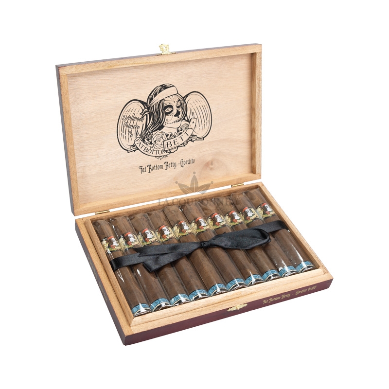 Deadwood Fat Bottom Betty Gordito (10)