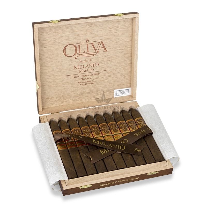 Oliva Série V Melanio Maduro Torpedo (10)